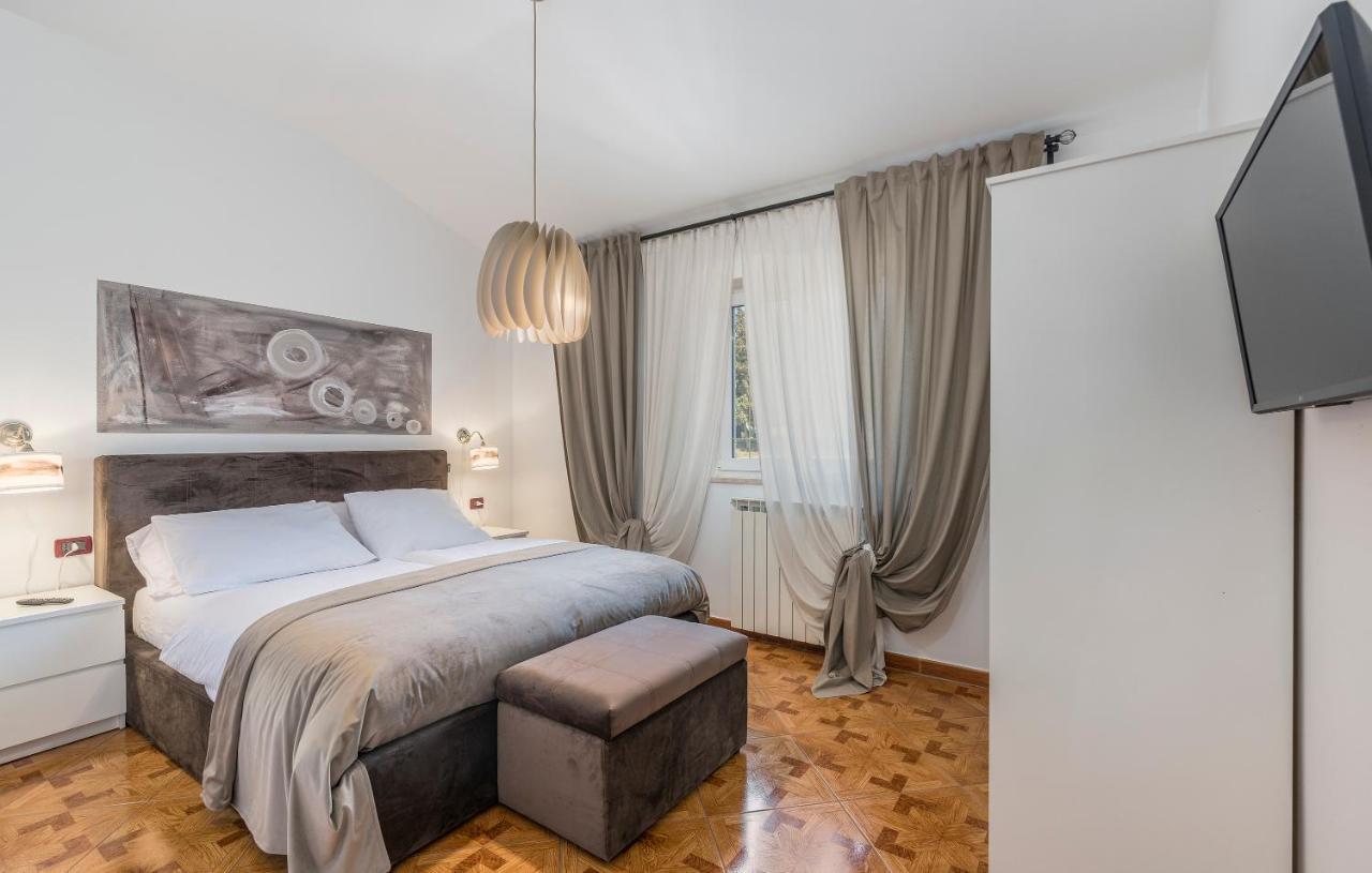 Rooms Porto Савудрія Екстер'єр фото