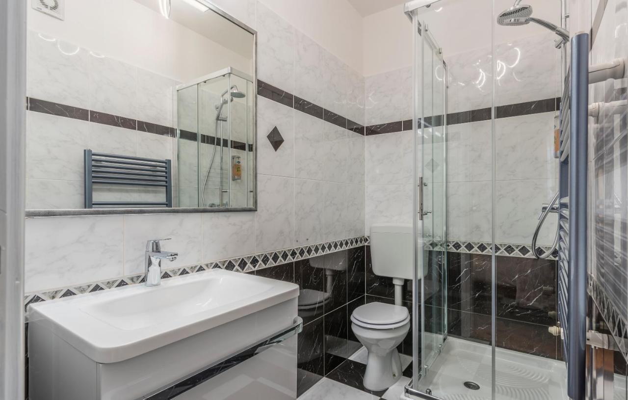 Rooms Porto Савудрія Екстер'єр фото