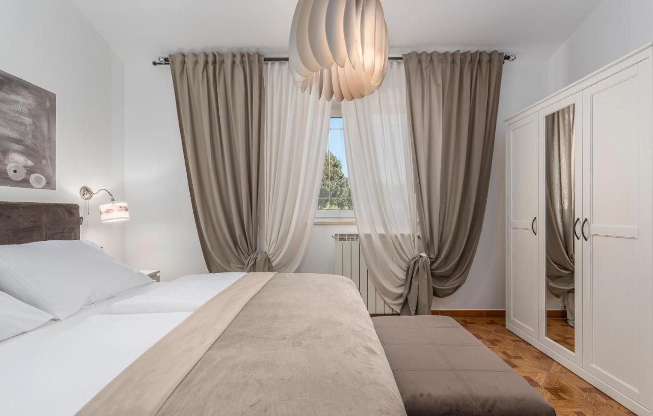 Rooms Porto Савудрія Екстер'єр фото