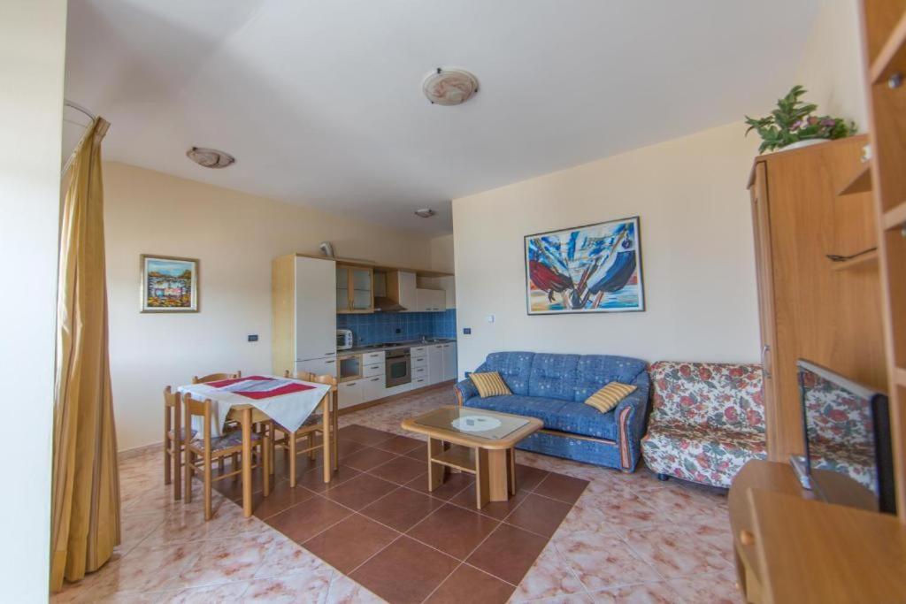 Rooms Porto Савудрія Екстер'єр фото
