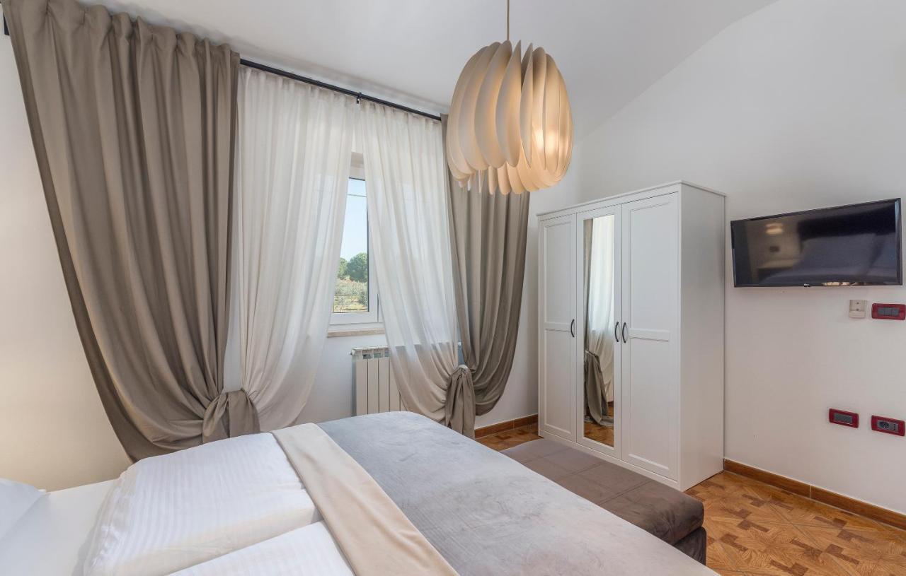 Rooms Porto Савудрія Екстер'єр фото