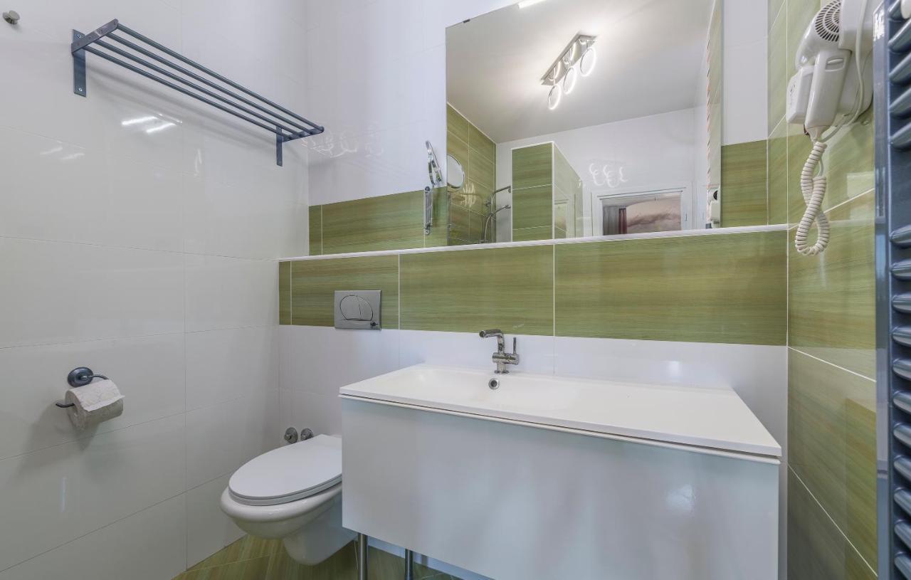 Rooms Porto Савудрія Екстер'єр фото